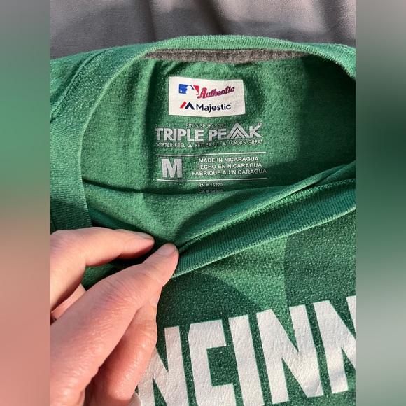 Cincinnati Reds bundle - Picture 12 of 15